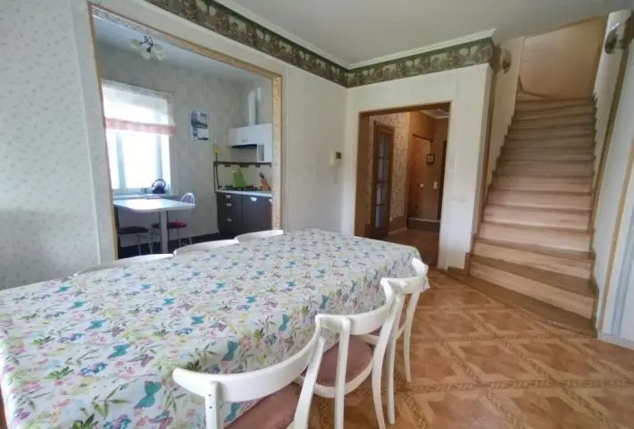 Брест, Вишнёвая улица, 7, 4 комн.